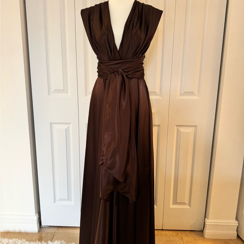 Elegant brown satin infinity Maxi Dress